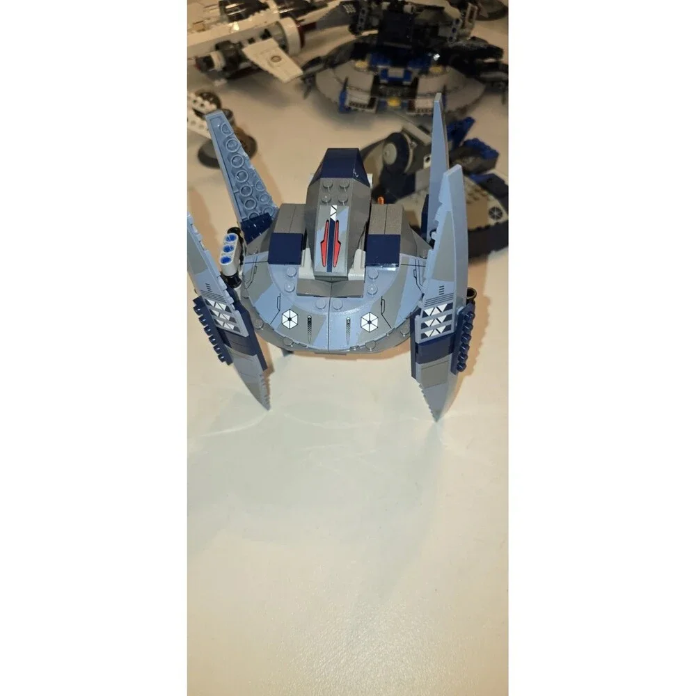 LEGO Star Wars MagnaGuard Starfighter Fighter Ship No Minifigures As Is